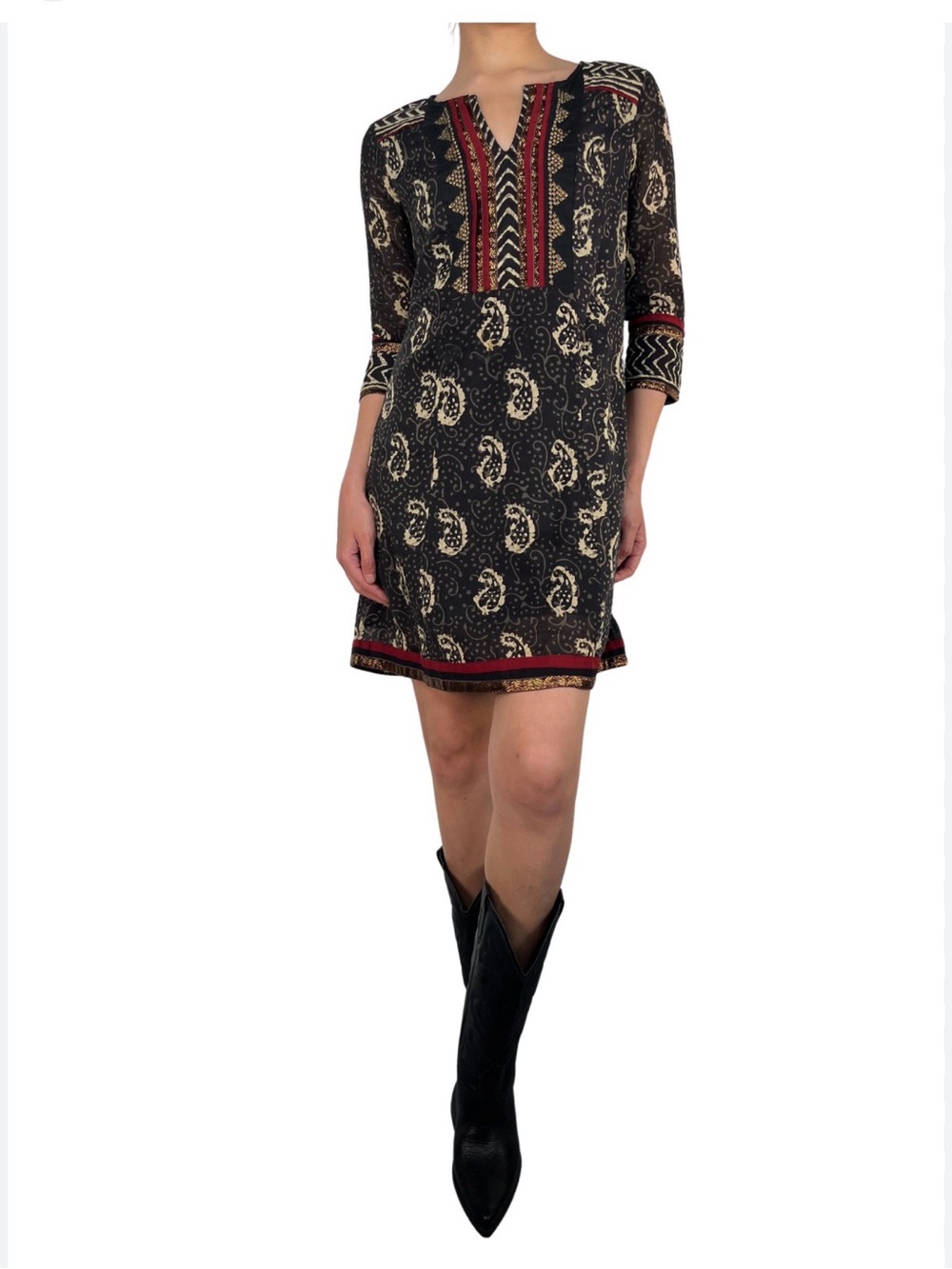 Sana Safinaz Black & Magenta Embroidered Kurta Tunic Dress - Size M
0180